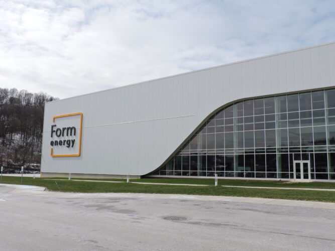 Form Energy Signs Deal to Power AI Data Centers